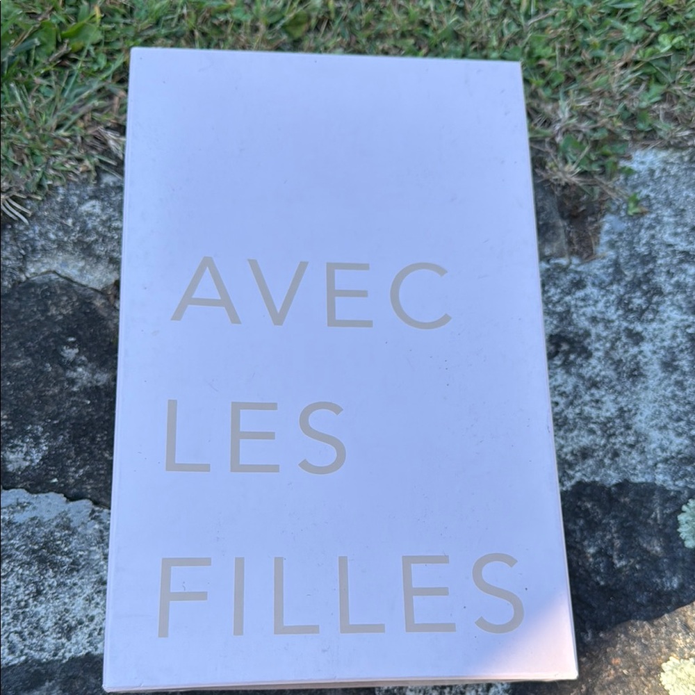 Avec Les Filles Sneakers New in Box